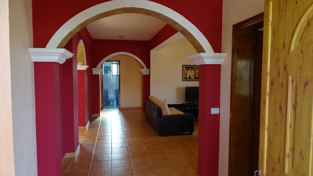 Villa Lions Ksamil Rum bild
