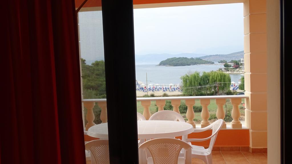 Villa Lions Ksamil Rum bild